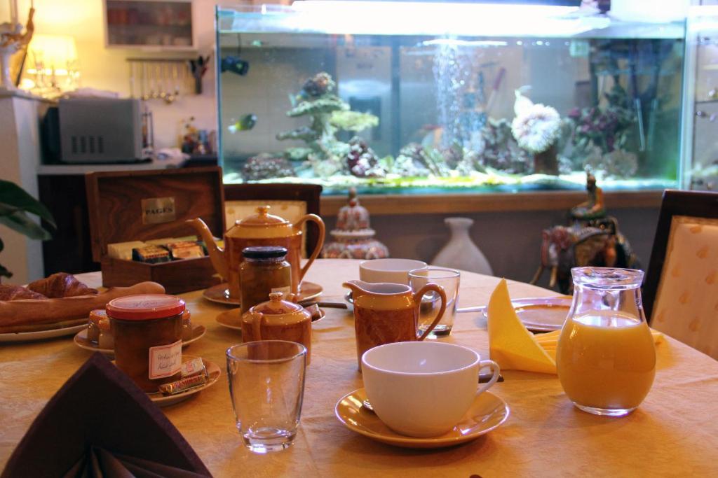 L'Orangerie Bed & Breakfast Bellerive-sur-Allier Eksteriør bilde